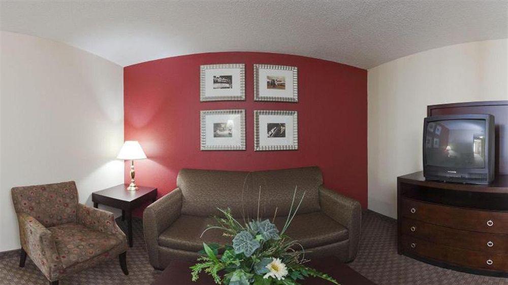 Hotel & Raleigh By Ihg 3*